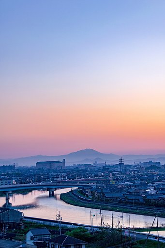 【花・空のある写真】令和元年５月４日日の出前