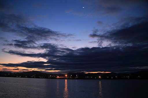 夜明け前