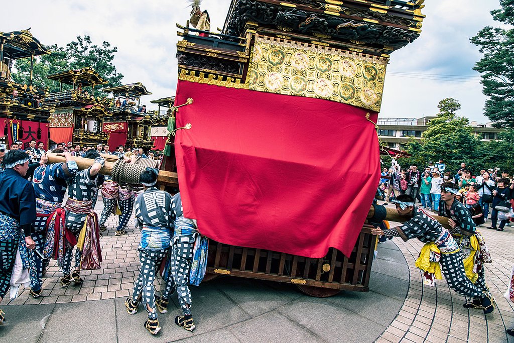【花・空のある写真】どんでん中
