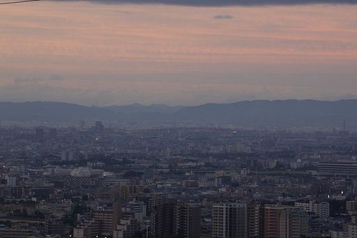 朝焼けの街