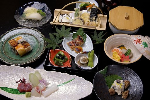 懐石　４０００円也