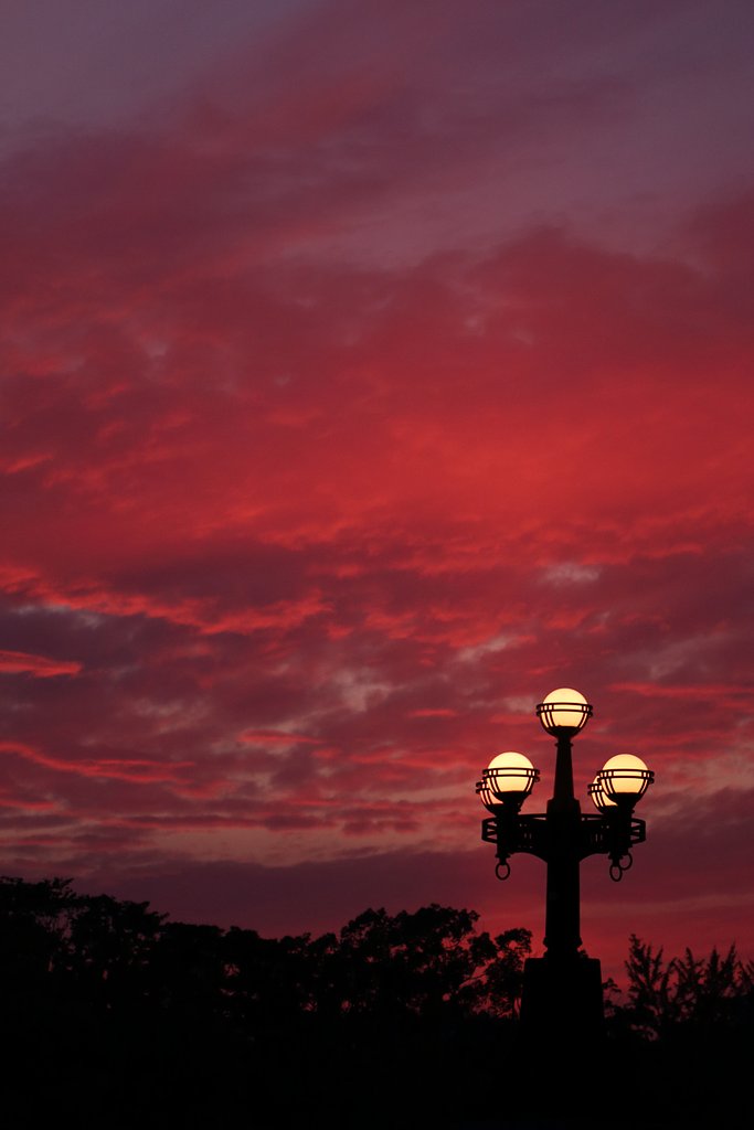 「青い空、白い雲」か？