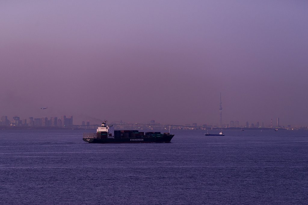 夕暮れ東京湾