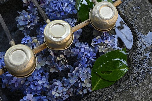出羽神社の手水舎