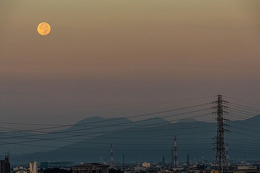 月　9/15