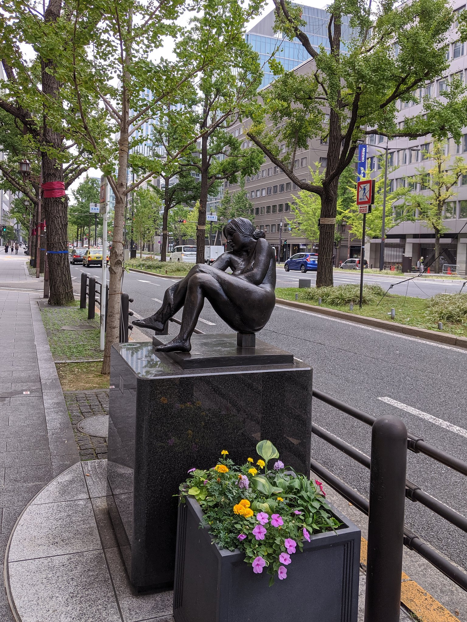 御堂筋彫刻ストリート