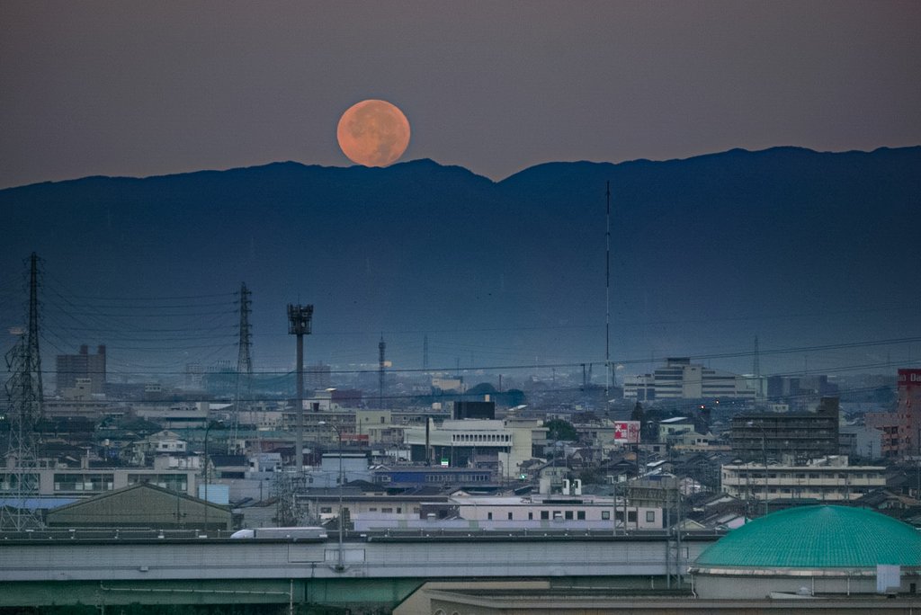 今朝の月没