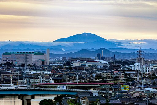 山