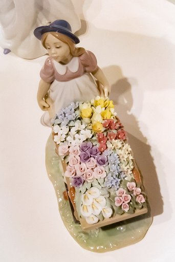 お花売り（リヤドロ展より）