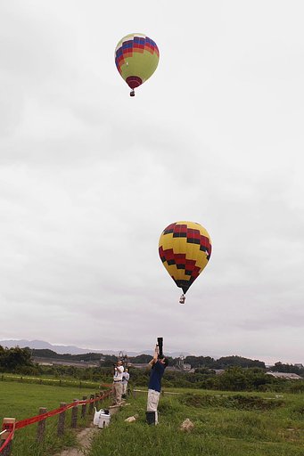 【円】見上げて