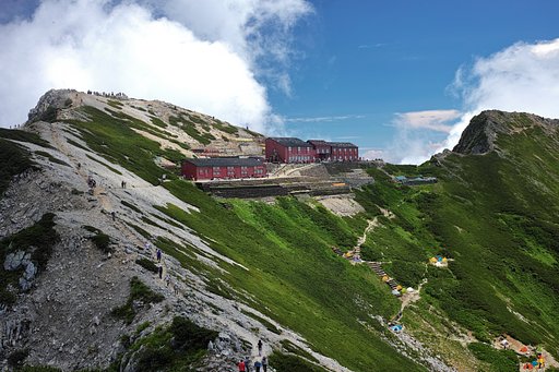 唐松岳頂上山荘