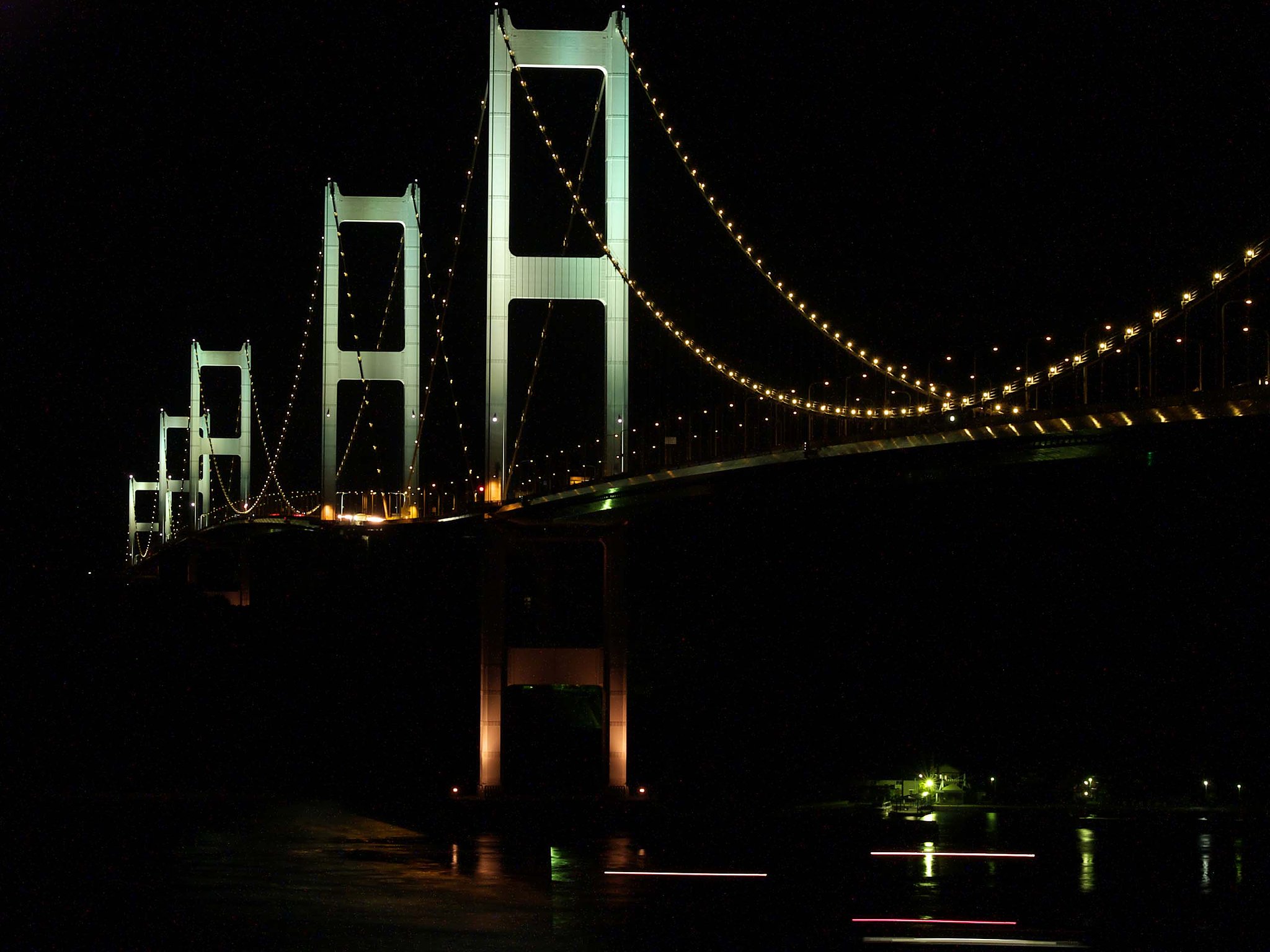 夜の海峡