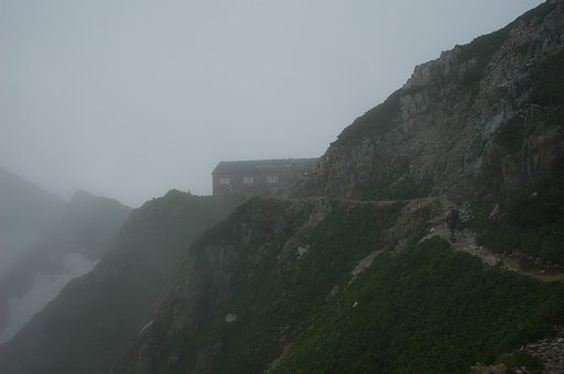 唐松山頂小屋