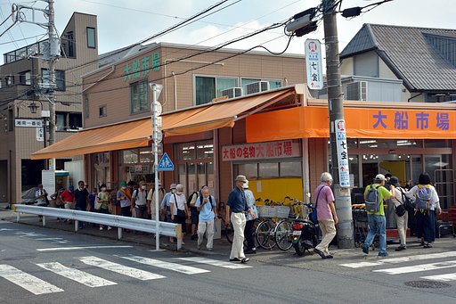 安くて人気がある店
