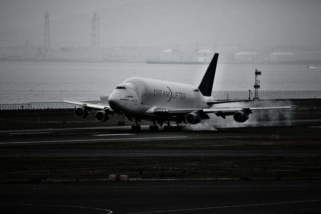 747LCF
