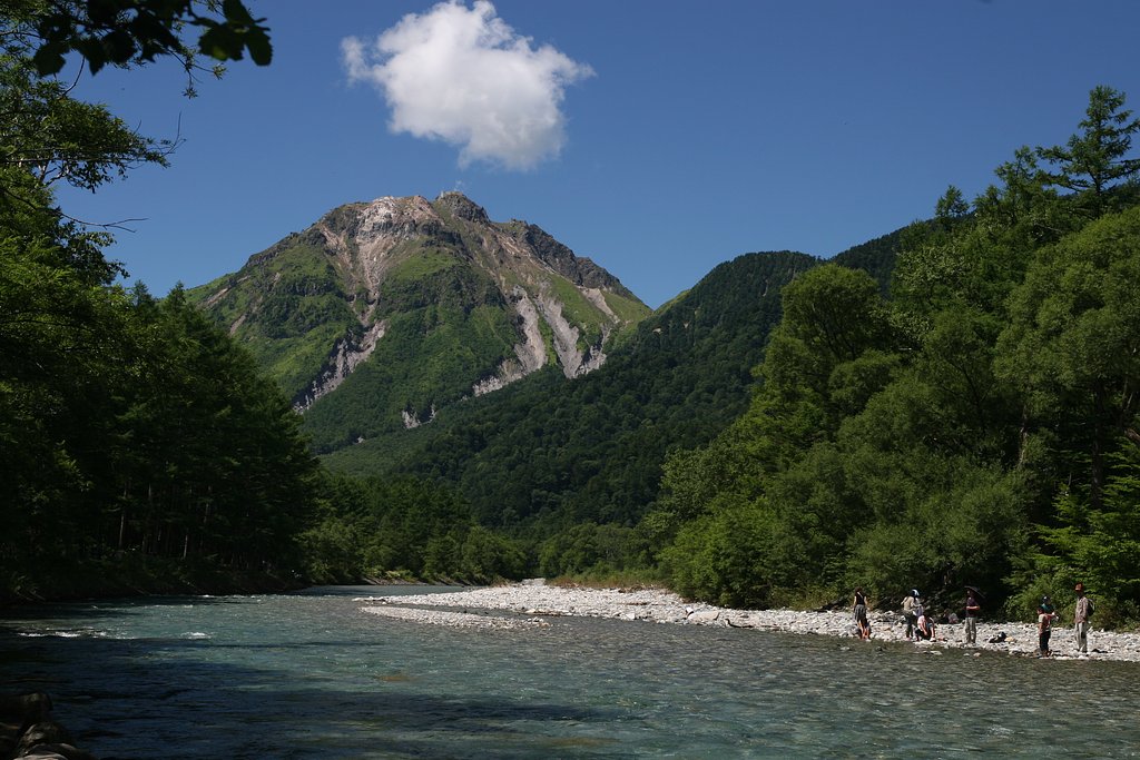 焼岳噴火？