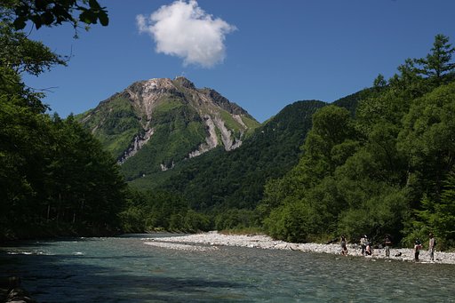 焼岳噴火？