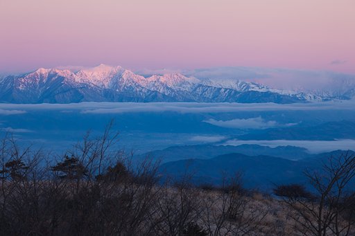 白馬の夜明け
