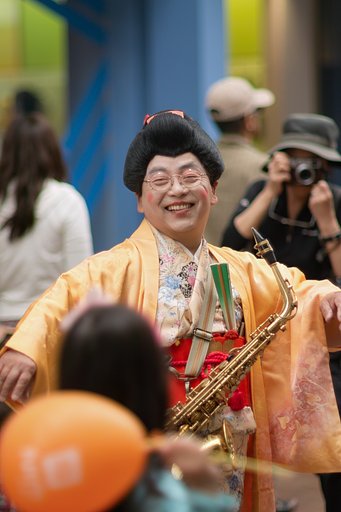 新世界で見かけたチンドン屋さん