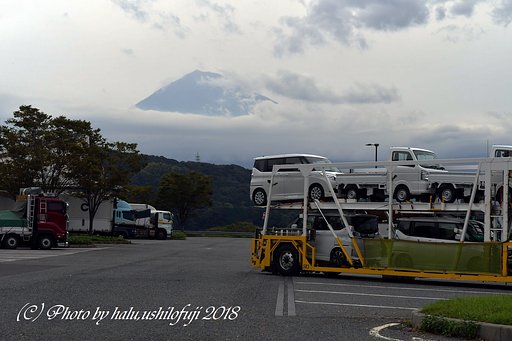後続車は注意。