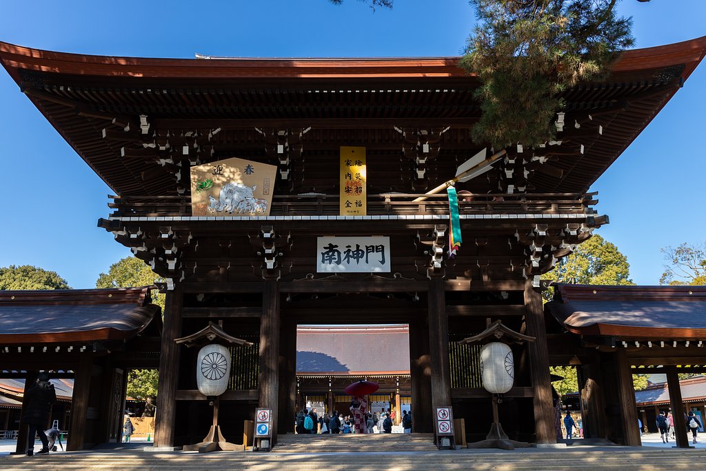 EF24-70mm f/4L IS USM