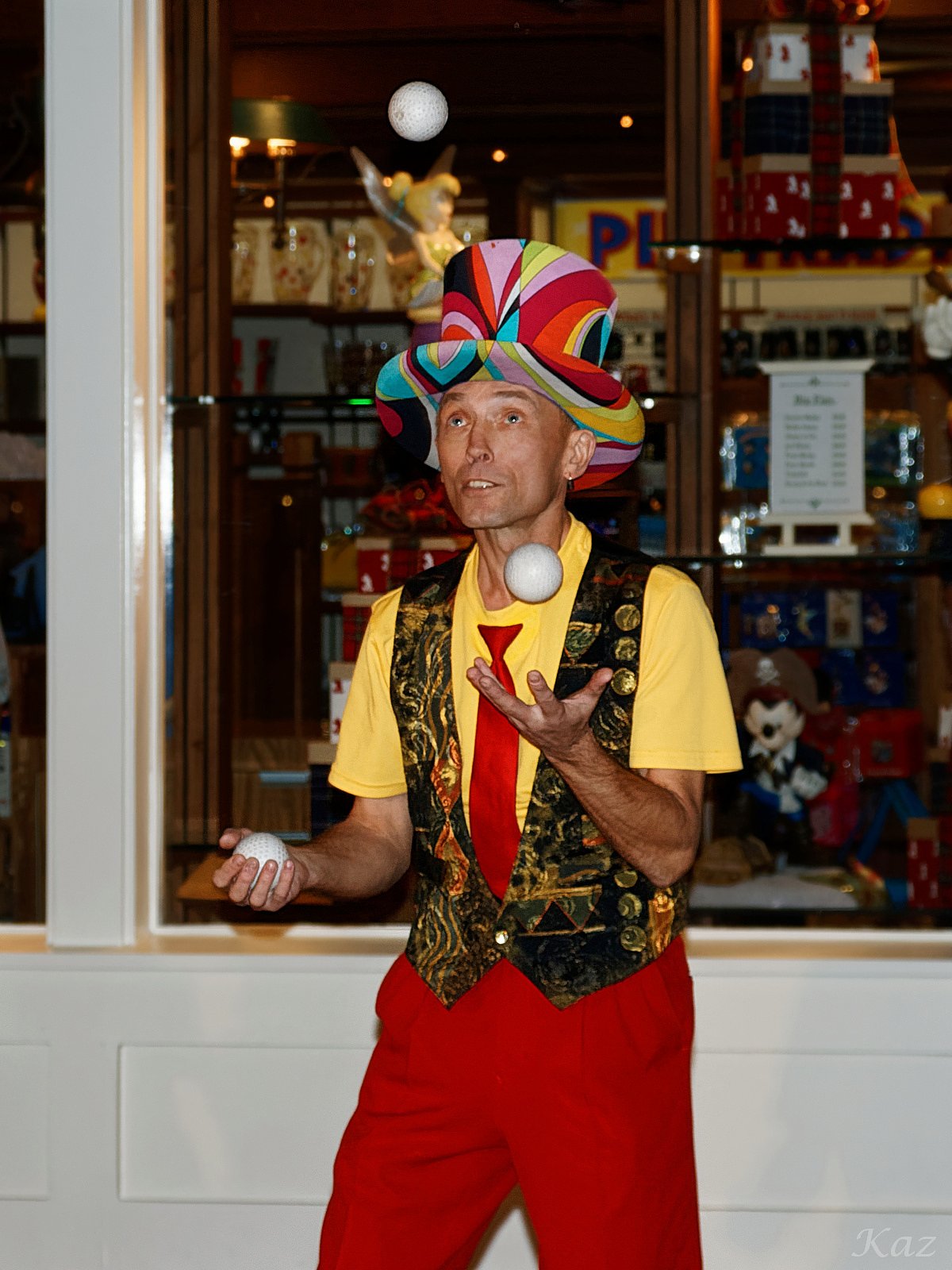 Juggler at Disney World