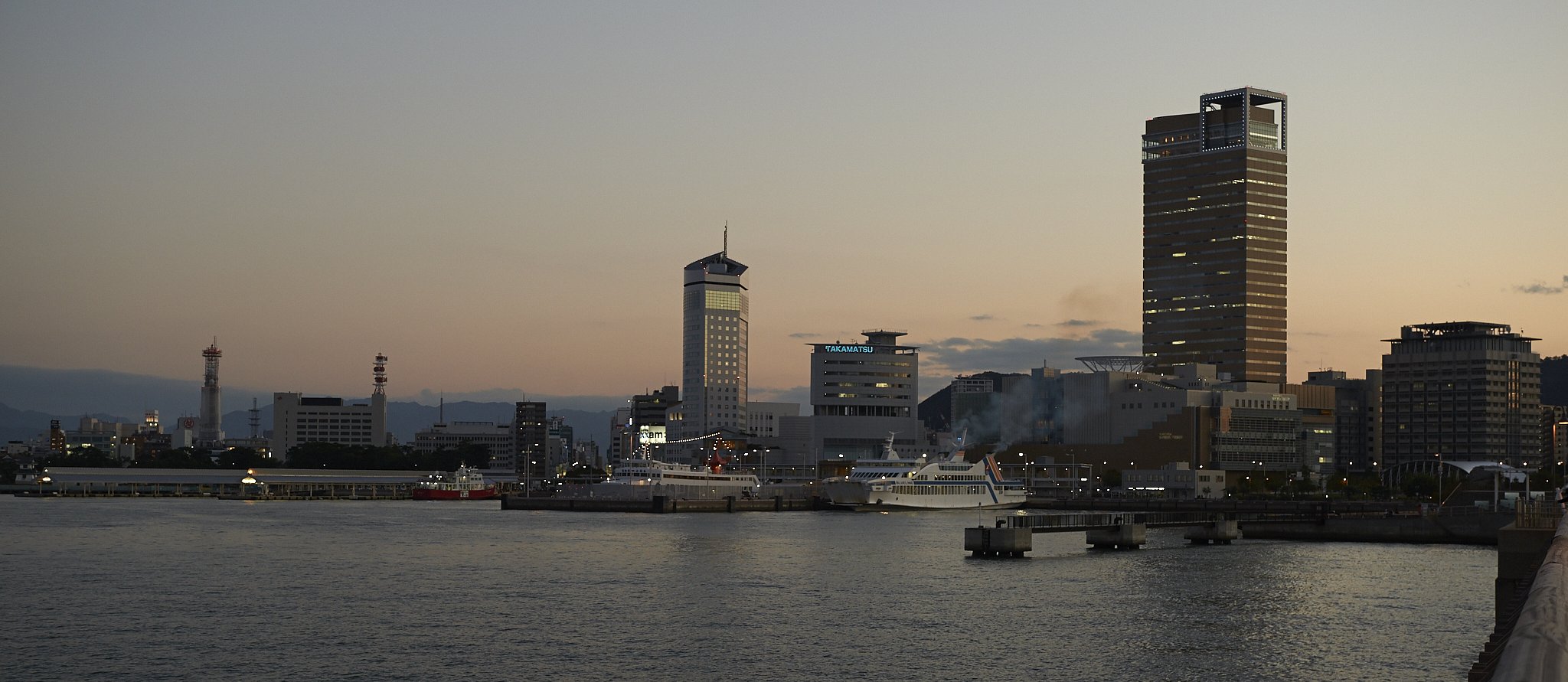高松サンポート