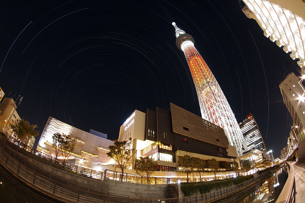スカイツリーと北極星