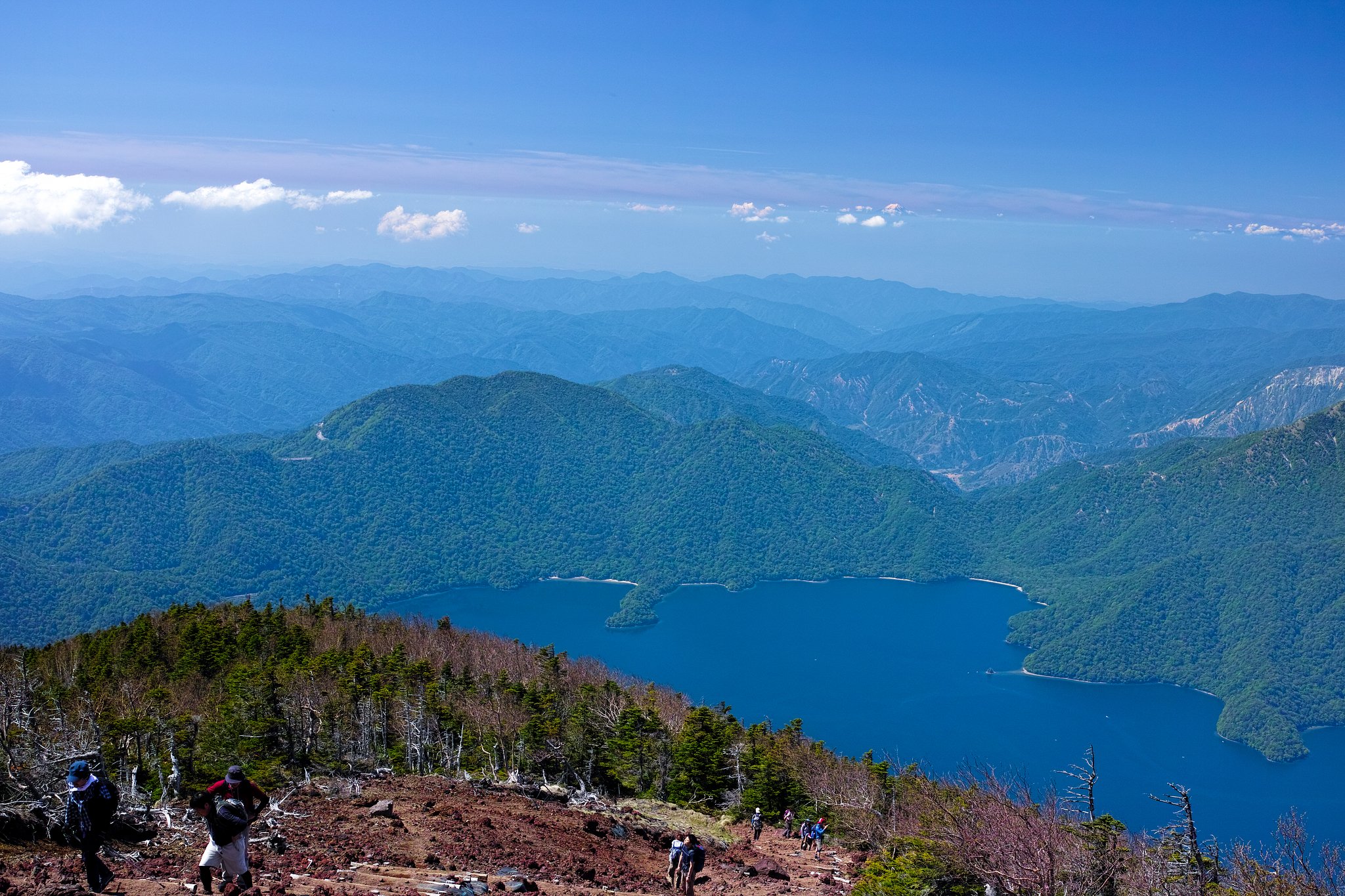 男体山から