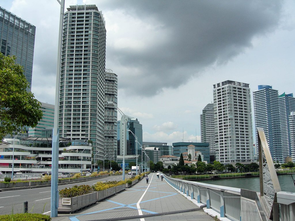 横浜