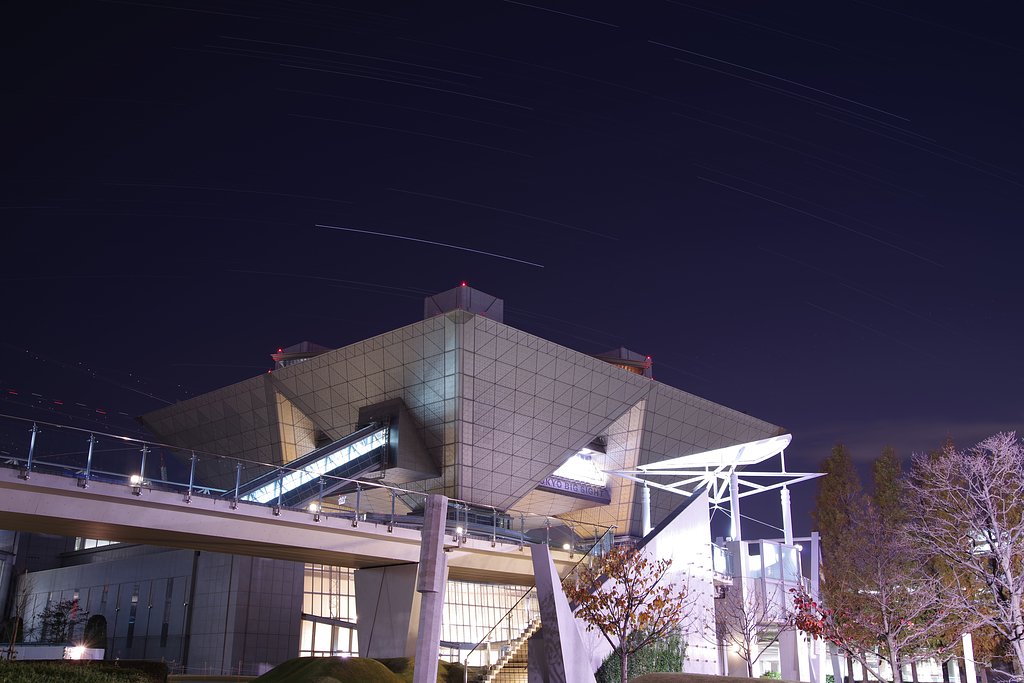 東京ビックサイトの夜