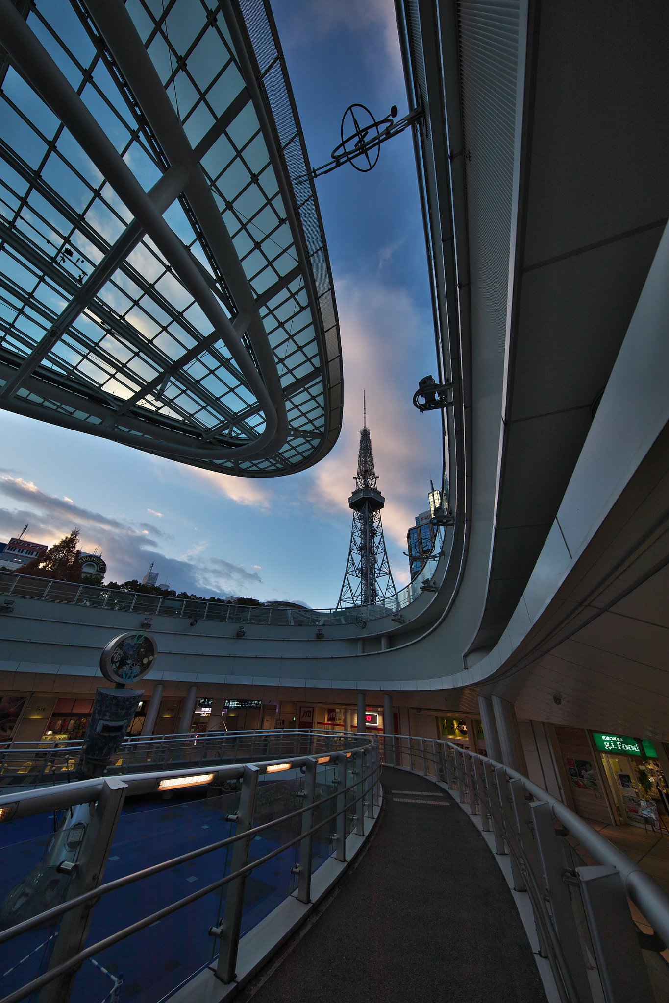 EF11-24mm F4L