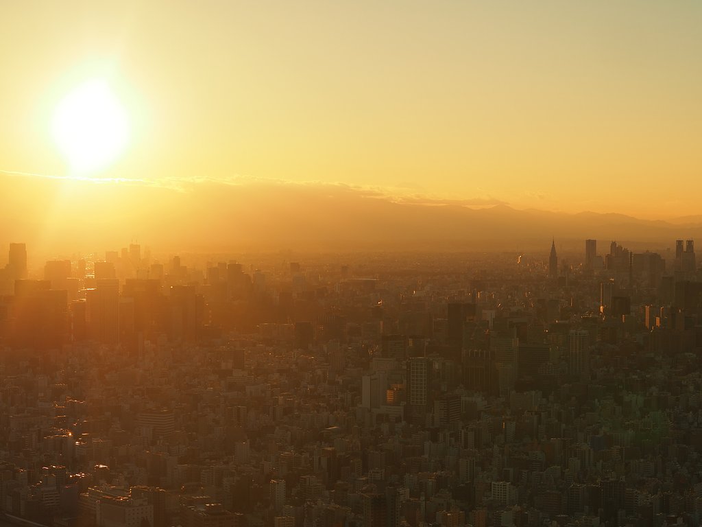 雲の合間に