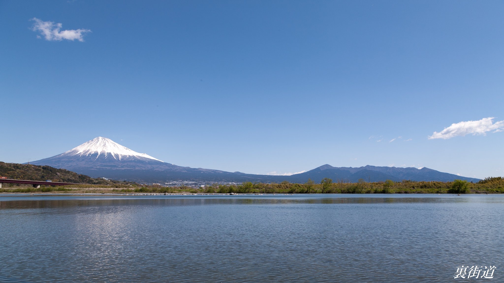 富士川西岸にて【１２x９】