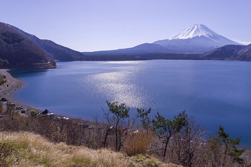 本栖湖から
