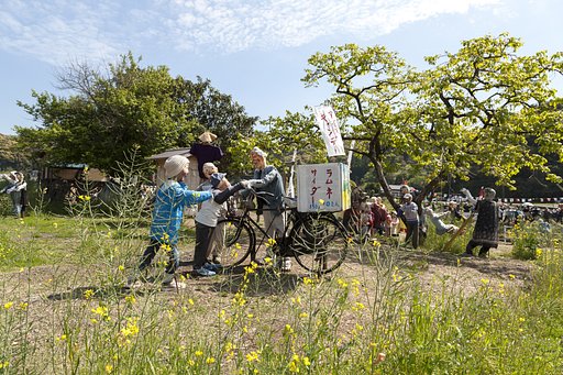 【花のある風景】天草の案山子祭り