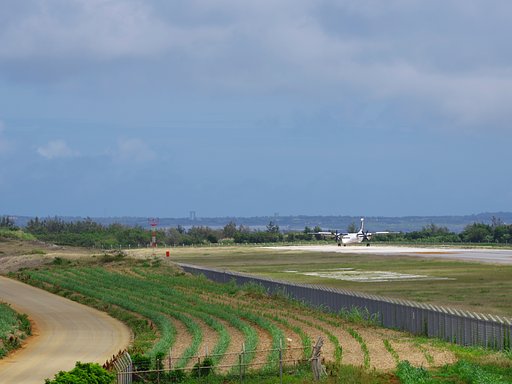南大東空港