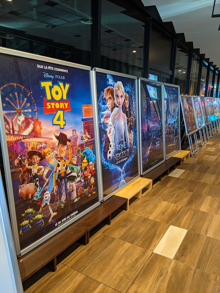 ポスター