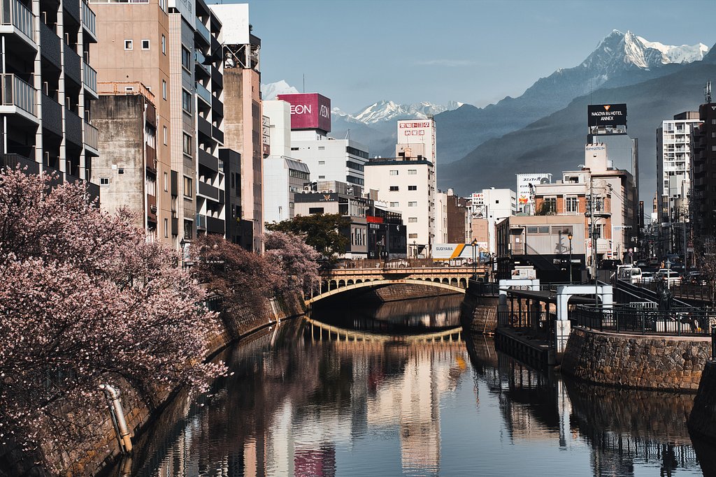 納屋橋眺望