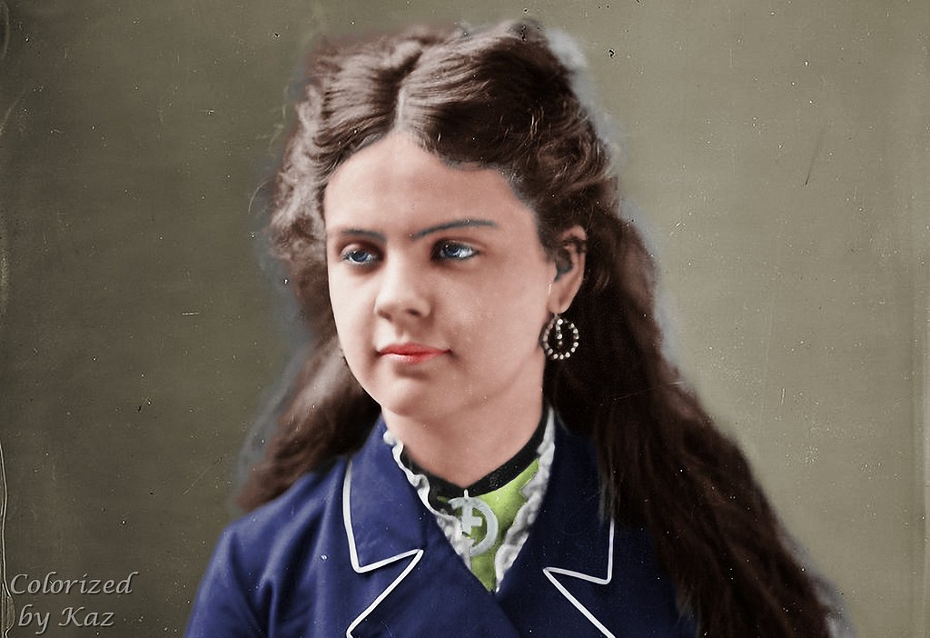Colorized Old Portrait Photo 1.2
