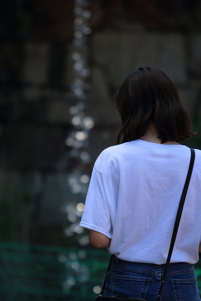 爽やか美人百景・見返らないけど美人