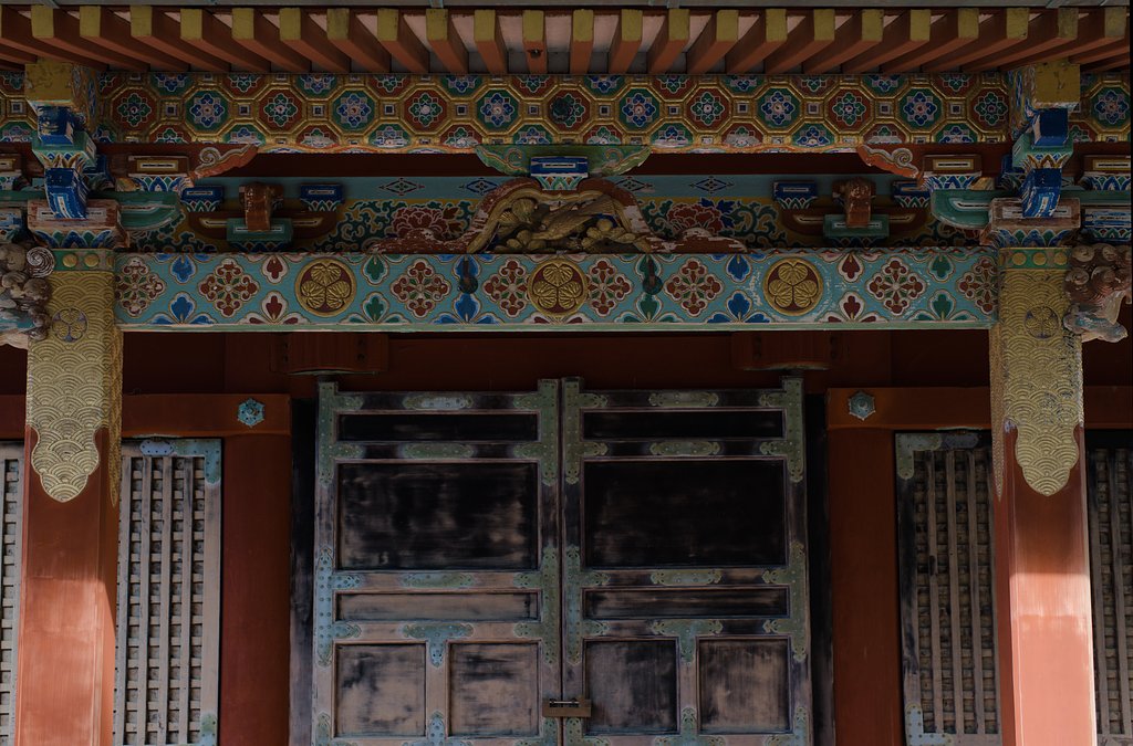 滝山寺拝殿