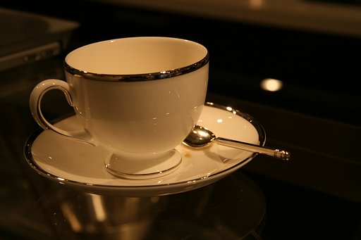 【円】単なるコーヒーカップの写真なのに、、