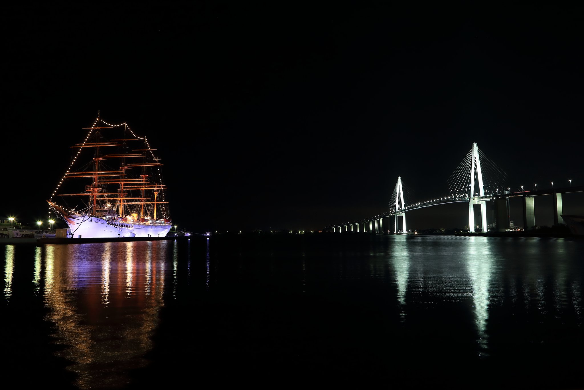 富山新港