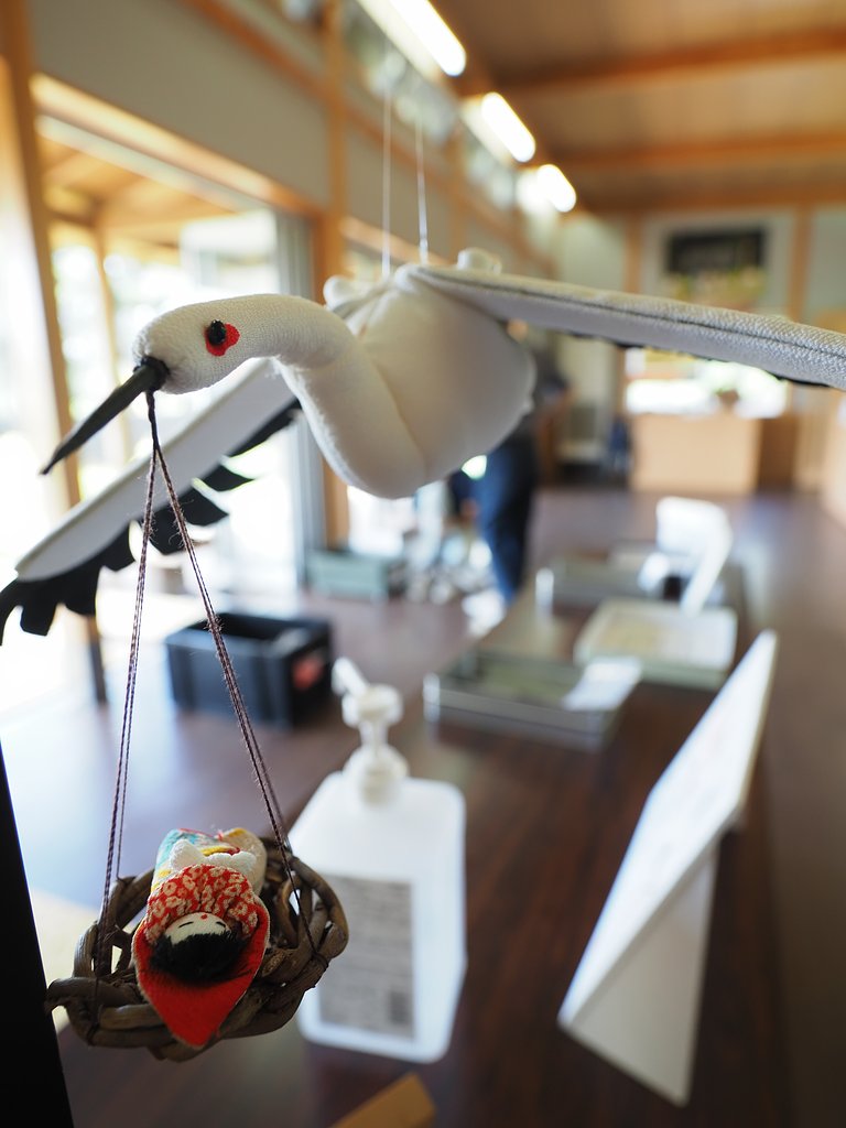 赤ちゃんはコウノトリが・・・