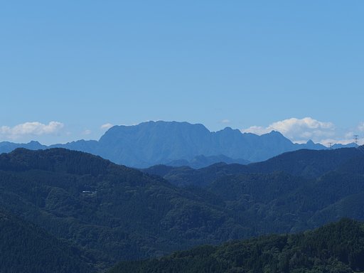 霊峰を望む。