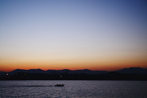 横位置構図のグラデーション
