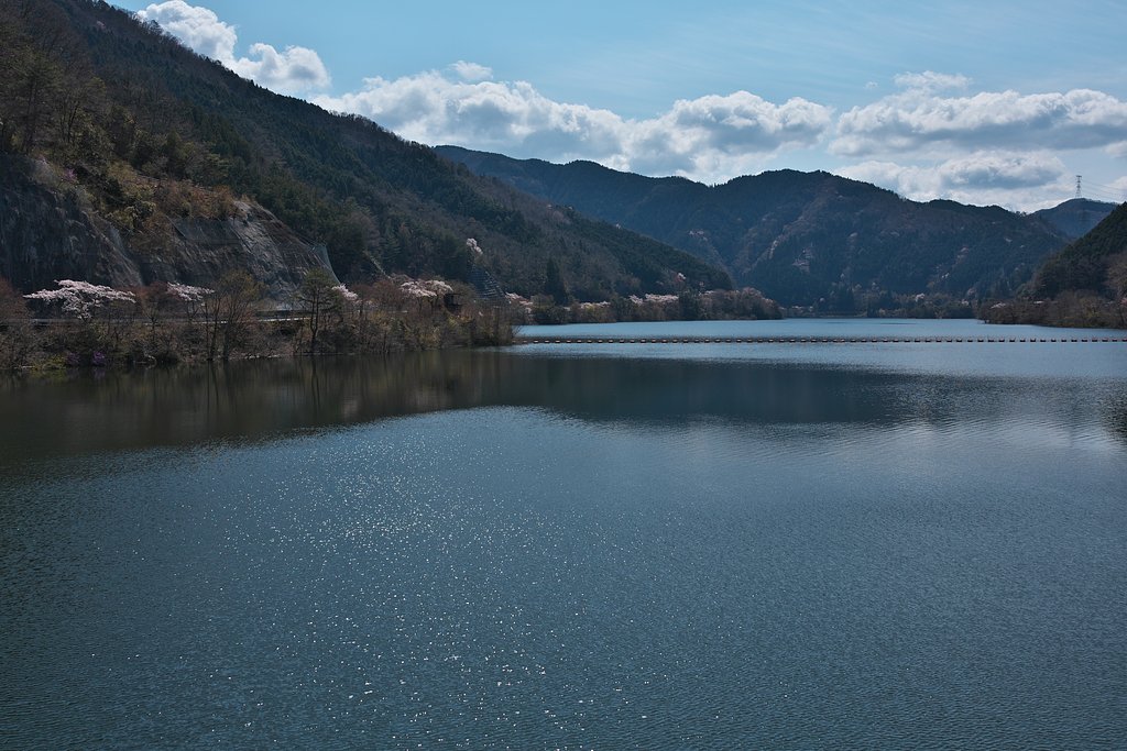 人造湖