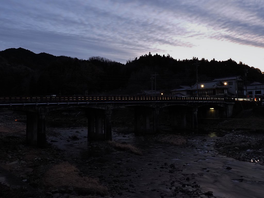 ED17mm F1.2 Pro