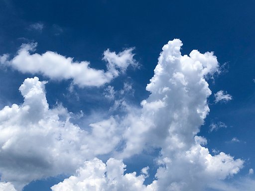 夏雲